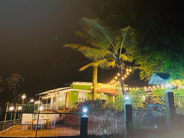 Greenwoods Budget Villa