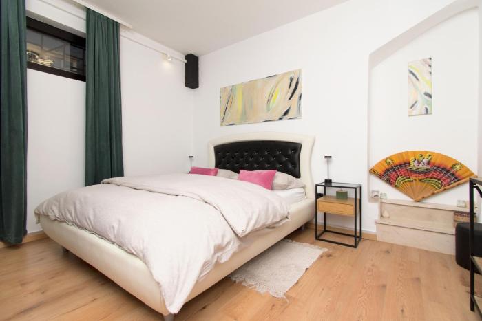 Camino Apartment