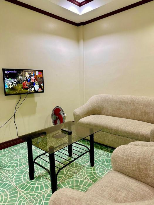 Cranberrys near Iloilo convention #5