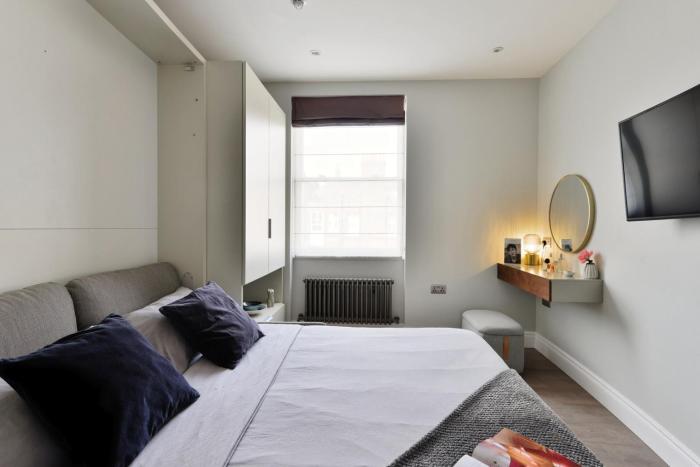 One bedroom Apartment at 3rd floor- Baker Street