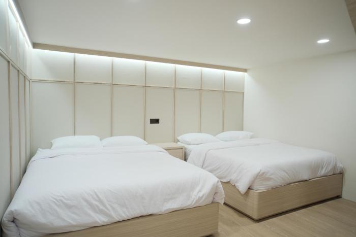 INSAHAUS Guest House