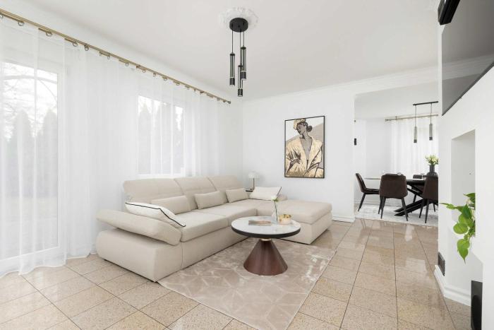 Unique House with 3 Bedrooms, Garden and Air Conditioning by Noclegi Renters