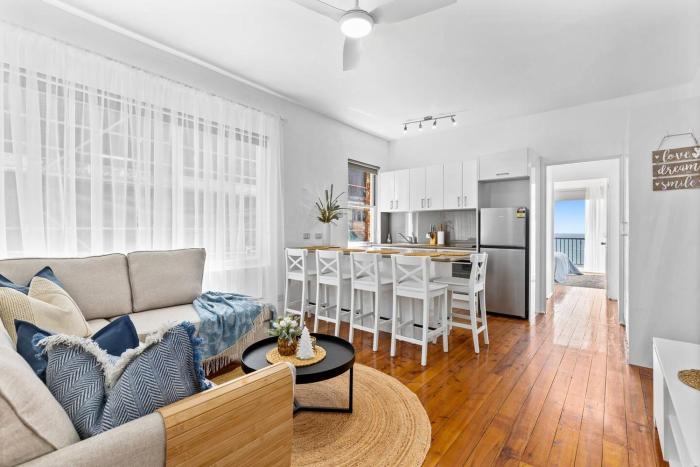 Oceanfront 2-Bedroom Cronulla