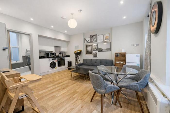 Central Mayfair 1 Bedroom Apartments 33SGG no lift