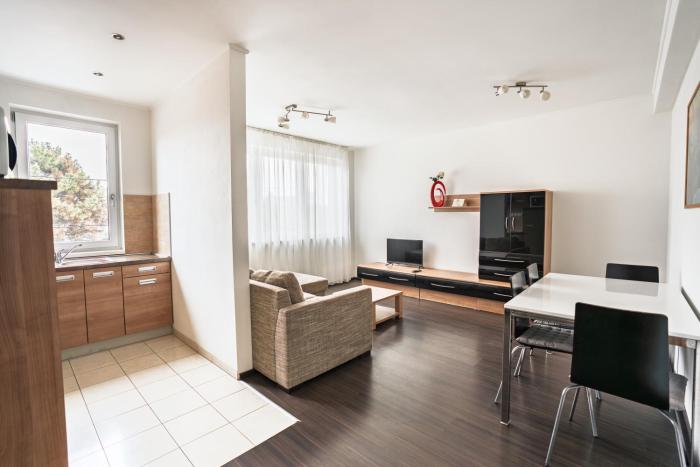 Fine Restaurant & Apartments