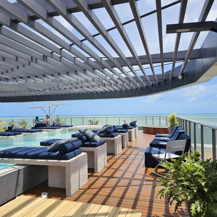 Studio - PÉ NA AREIA - Super Class - 3 Pessoas