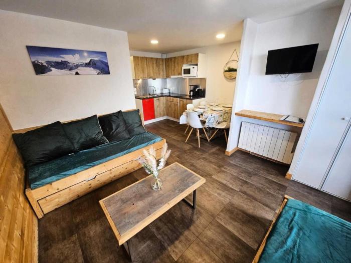Résidence Saint Jacques A - Appartement rénové et tout confort · Centre station · Vue vallée MAE-3517