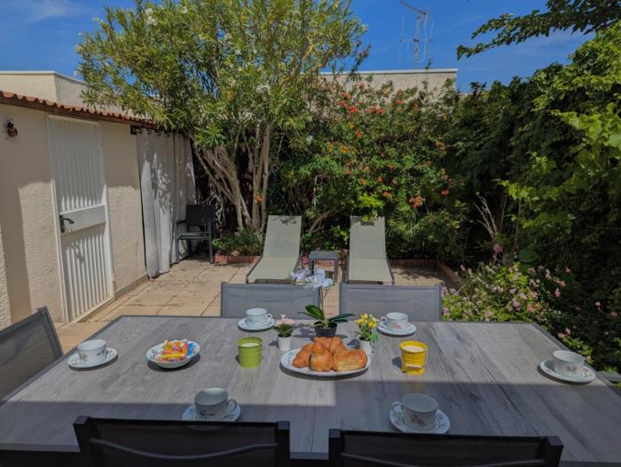 Maison à Le Grau-du-Roi - Sol-y-Days Grau Village, Maison de vacances avec grande terrasse MAE-4681