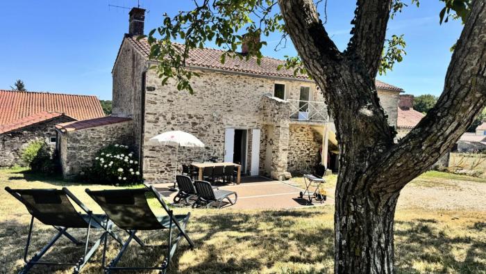 Maison à Saint Julien des Landes - Gite La Dodinière 6 personnes MAE-1891