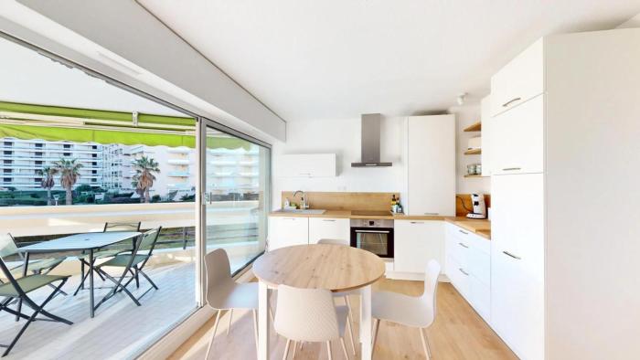 Appartements à Canet-en-Roussillon - BEAU107 MAE-0241