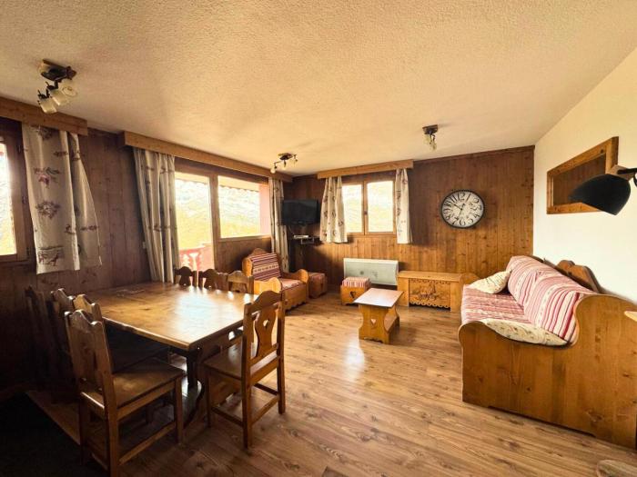 Résidence Courmayeur - Appartement chaleureux ski aux pieds pour 8 personnes MAE-3804