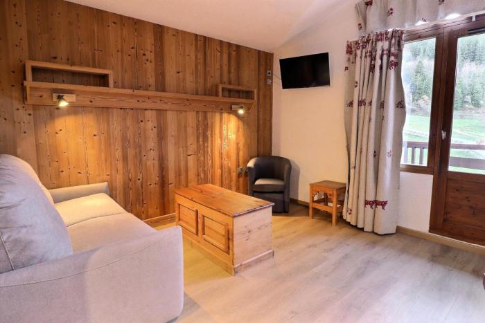 Résidence Grand Bois B - CONFORTABLE 2 PIECES, SKIS AUX PIEDS ET PROCHE DES COMMERCES MAE-3254
