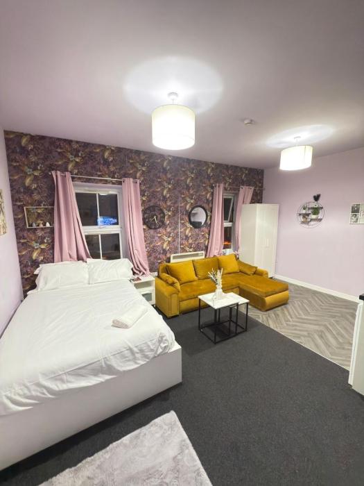 The Lavender Stay by Cambridge City Centre