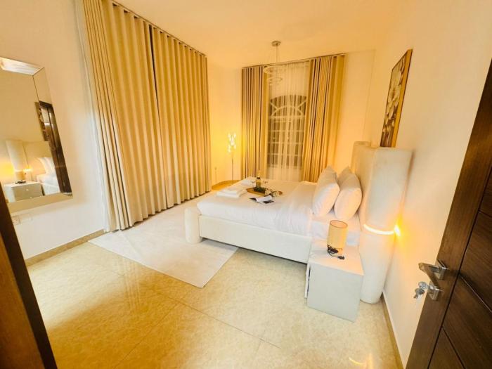 Luxe Villa
