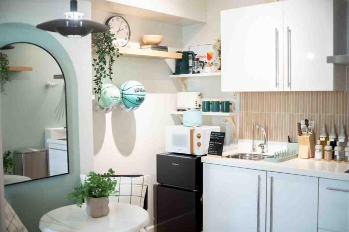 1 Bedroom near Poblacion Makati & Rockwell - Acqua