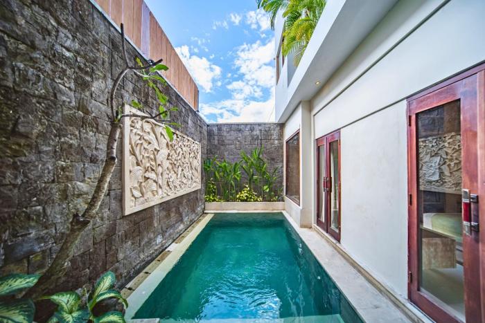 Azula Cozy Royal 2 BR Private Pool Villa With Jacuzzi ZN432