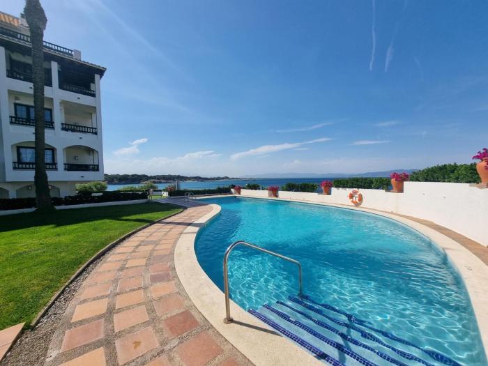 Encantador apartamento de 1 dormitorio con gran terraza y piscina común, a 50m de la playa - HISP-236-125