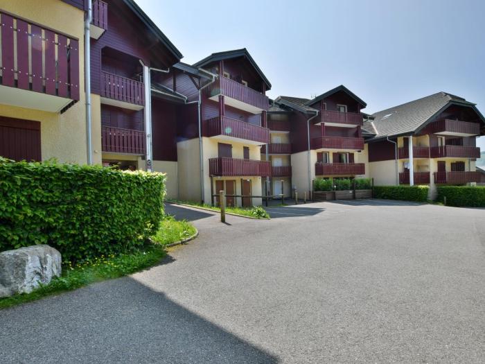Appartement cozy au pied des pistes avec balcon et parking - FR-1-498-126