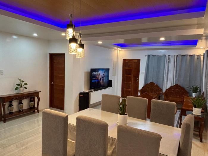 Three Bedrooms Vigan Stay and Short Drive to Tourist Spots