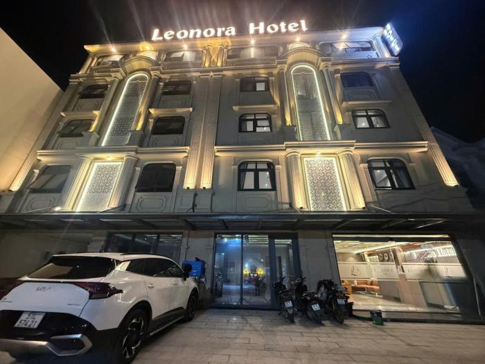 Leonora Hotel