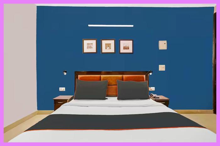 Hotel The Aelvireva Inn Near Vishwanath Temple