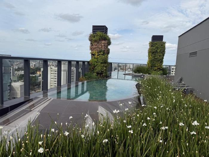 No coração econômico de POA - 712