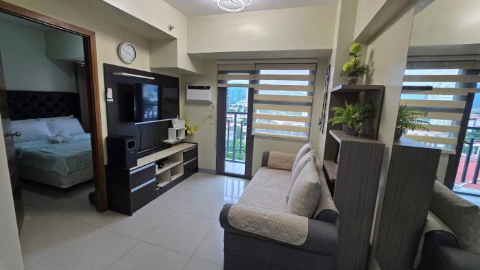 1 BR with Balcony with Netflix at Horizons 101 Cebu City