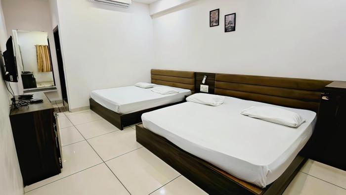 Shri Nivasa Inn
