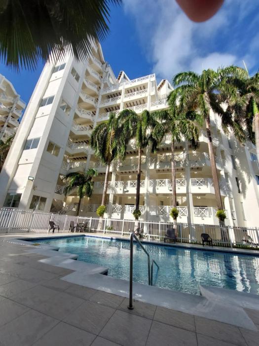 Apartamento en San Andres frente al mar con balcon