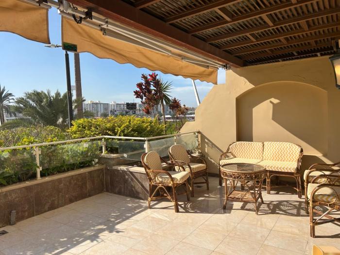 Deluxe condo in Smouha