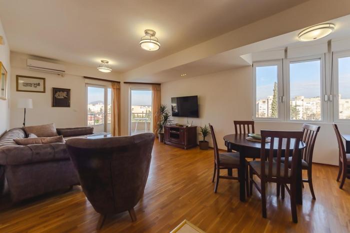 Sunbright Metropolitan