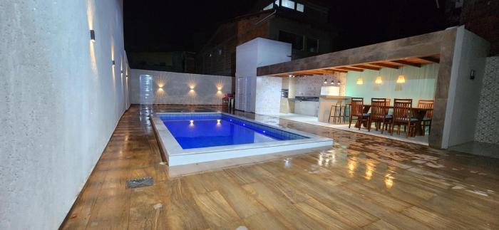 Casa Abade - 4 Quartos - Excelente Localização