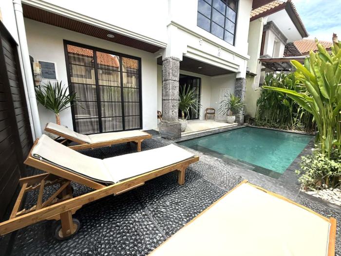 de CINTA Villa - KUTA - 6 bedrooms - Heart of Kuta