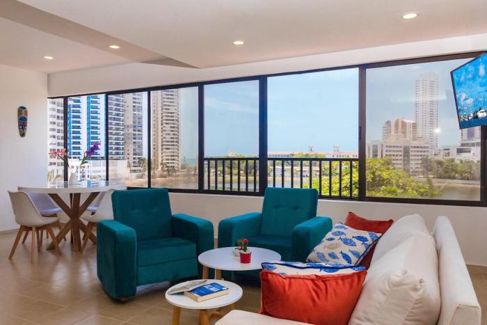 Modern duplex - Stunning views !