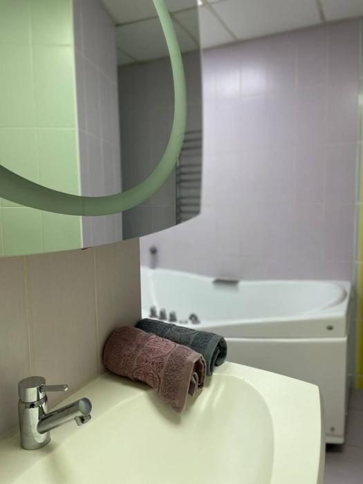 Мост сити АПП 52 Джакузи 5этаж Видовая