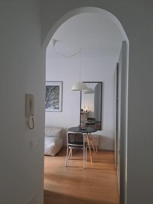 La Meneghina - The Urban Nest