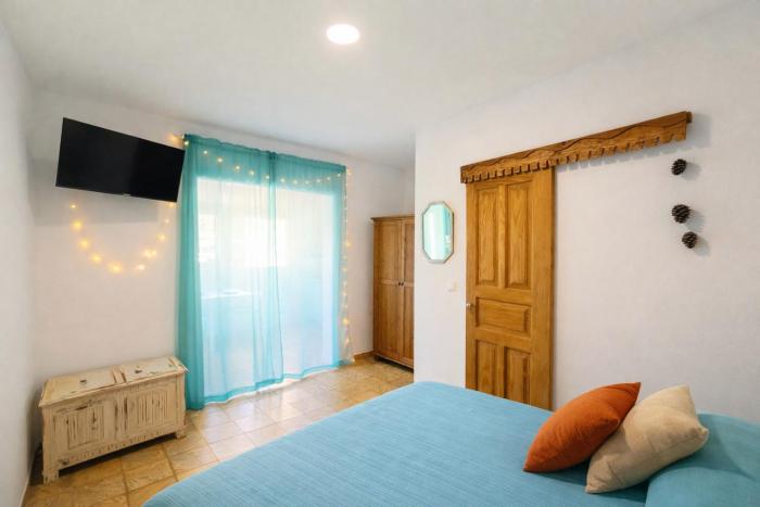 Casa Dace Renovated Studio - Fast Wi-Fi, Near Ocean, Ideal for Long Stays