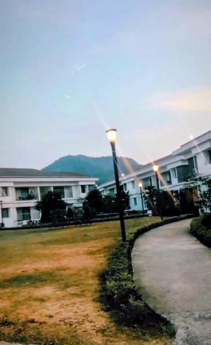 Ricks Holiday homeH1