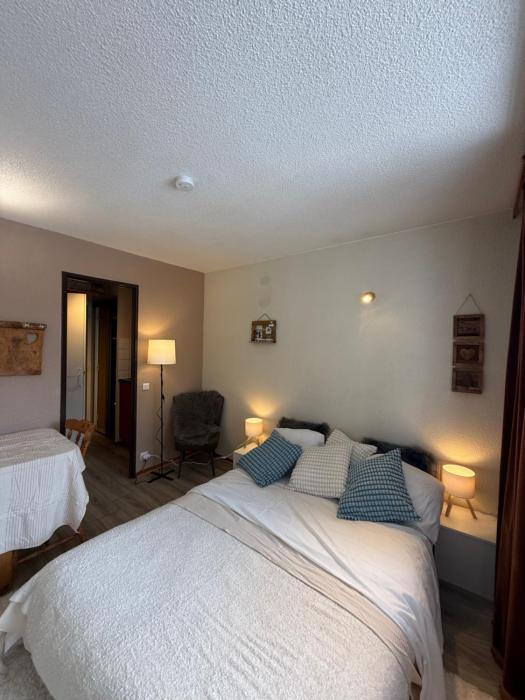 Ski InOut -Tignes Val Claret -2 Beds Flat C168