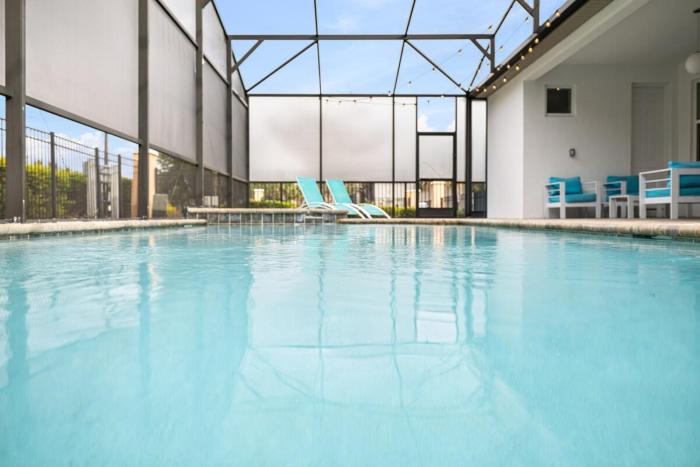 World Explorer Villa 9 Bedroom in Solara Resort