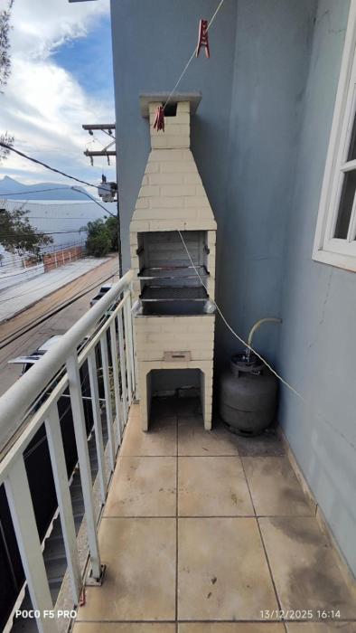 Apto9 1 Quarto com sacada