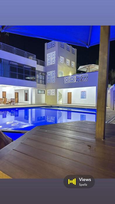 Luxurious 1 bedroom apartment in Nyali with AC, Pool & Gym behind City Mall 1st avenue