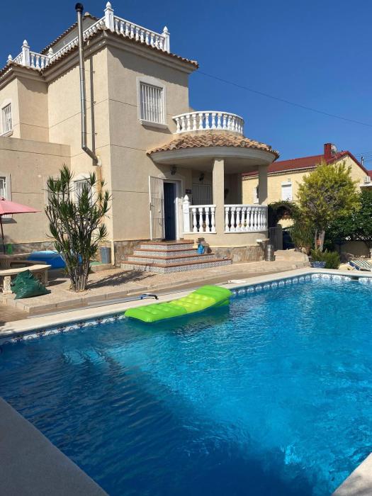 4 bedroom villa, San Fulgencio,0 La Marina Urb