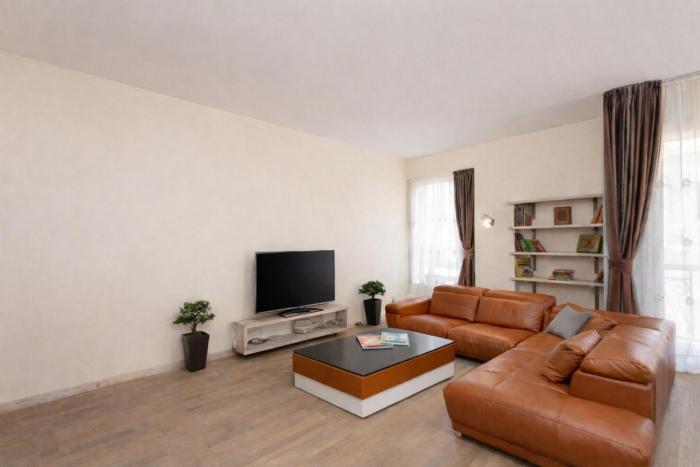 Tbilisi Deluxe Palace