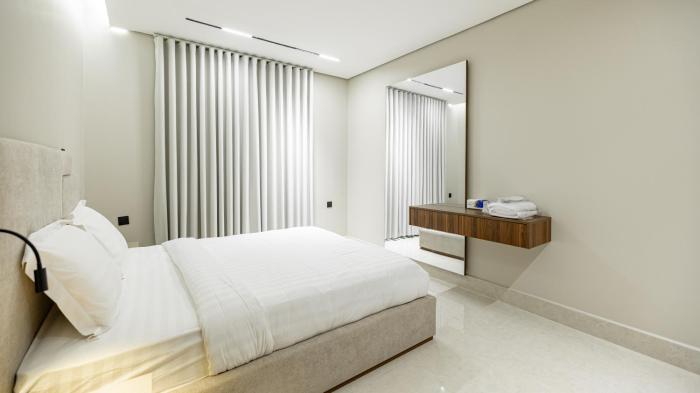 Darent Luxury two bedroom Apartment Al Rawdha