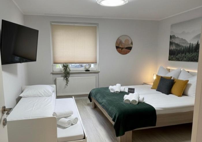 Romantik-Residenz Urlaub mit Pool und Garten Ferienwohnung in Halberstadt bis 7 Pers