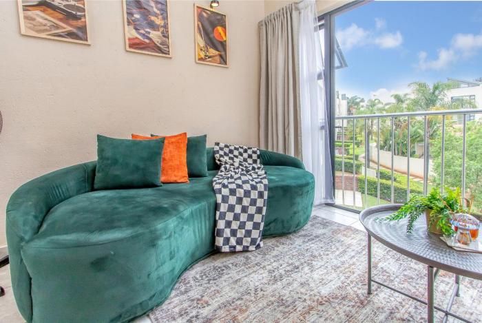 Retro Pop FREE Parking Fast Wifi Pool Large Workspace