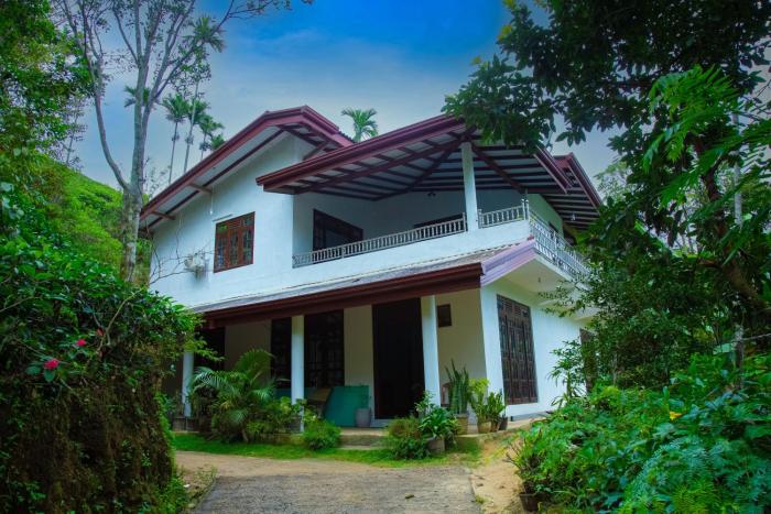 Bridge Front Inn Ella