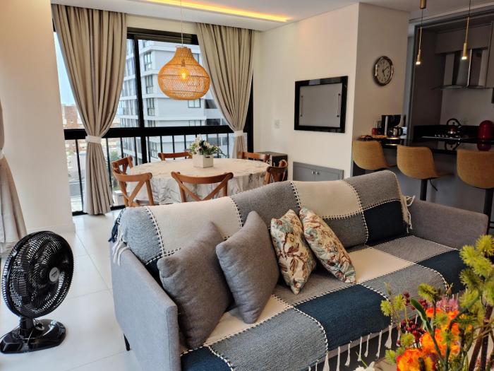 Sinta se em casa, mas, com sol e mar