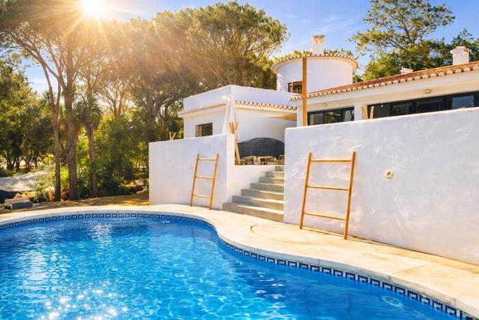 Villa Palmerie with Private Pool and Close to Beach